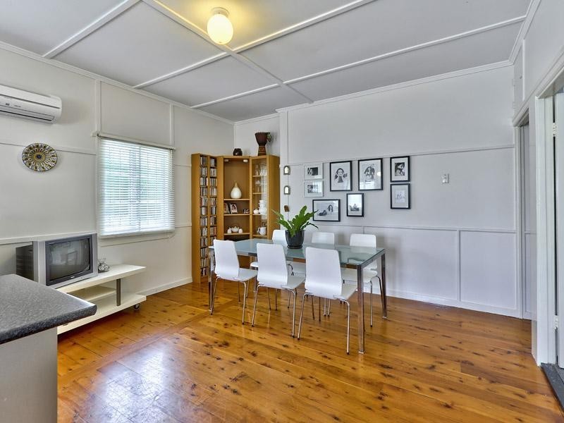 106 Erica Street, Cannon Hill QLD 4170