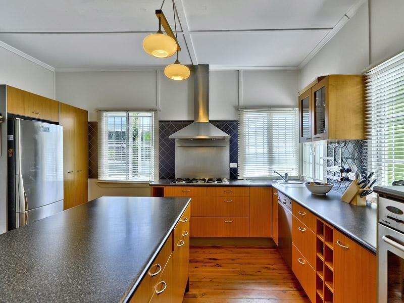 106 Erica Street, Cannon Hill QLD 4170