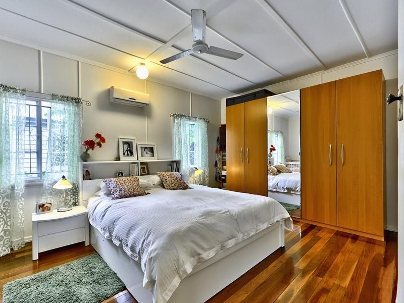 106 Erica Street, Cannon Hill QLD 4170