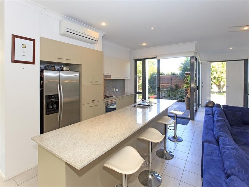 12 Calliope Circuit, Murarrie QLD 4172