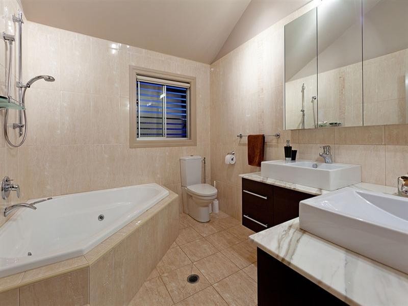 50 Johnston Street, Bulimba QLD 4171