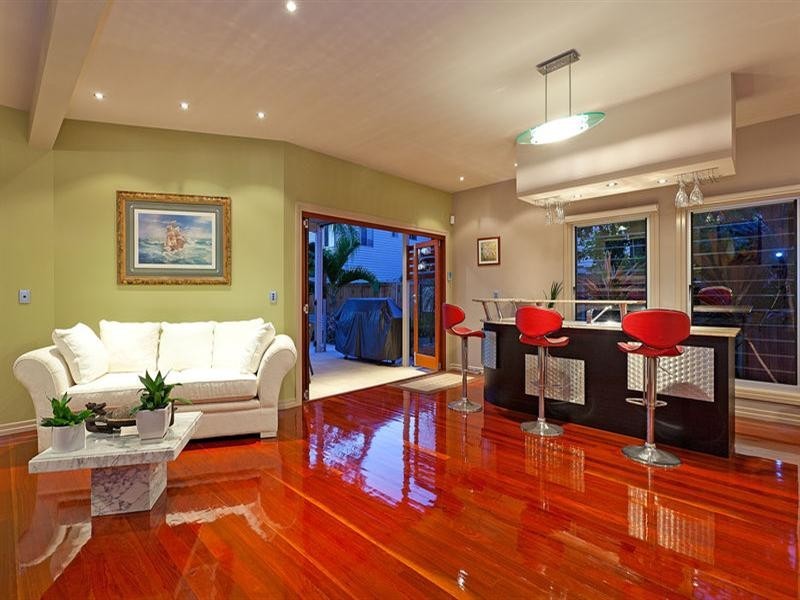 50 Johnston Street, Bulimba QLD 4171