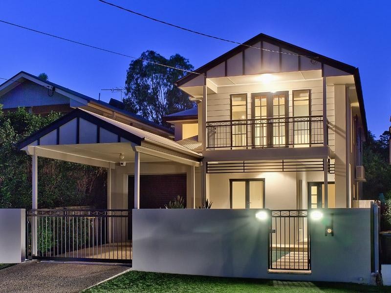 77 Malcolm Street, Hawthorne QLD 4171