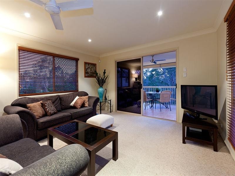 135 Coutts Street, Bulimba QLD 4171