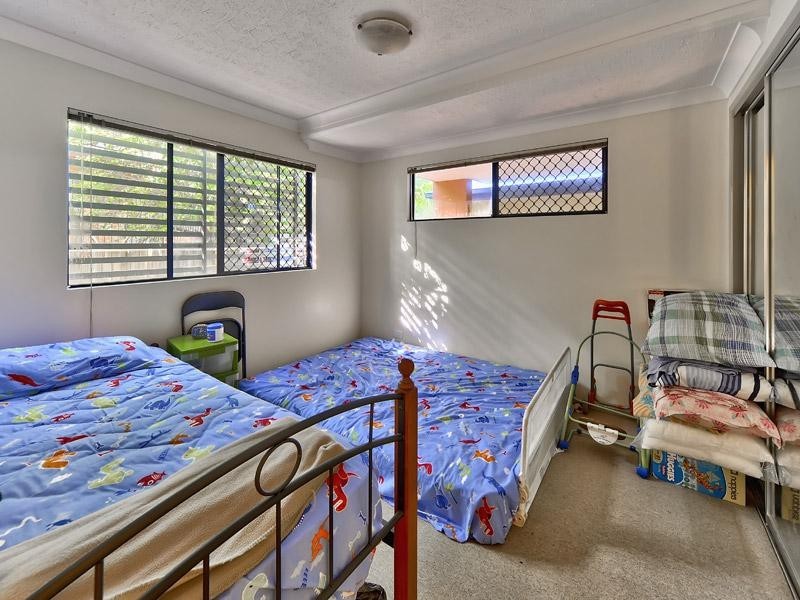 4/30 Clarendon, East Brisbane QLD 4169