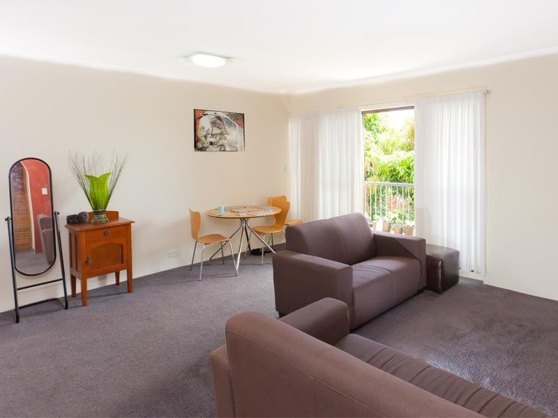 2/25 Olive Street, Morningside QLD 4170