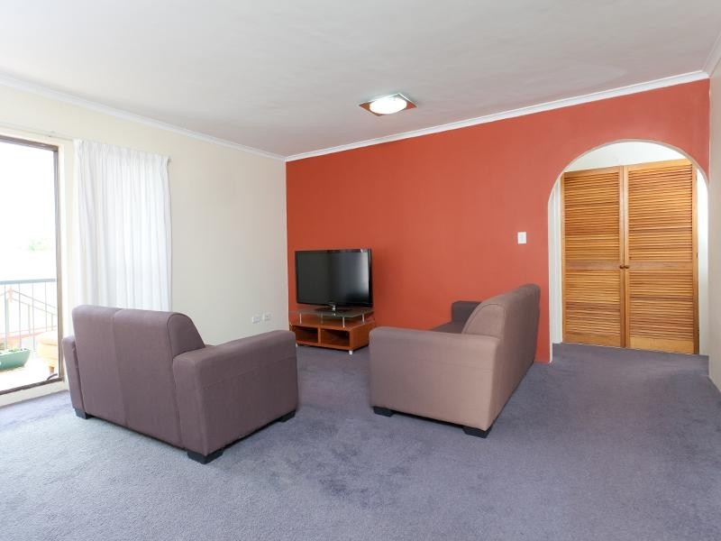 2/25 Olive Street, Morningside QLD 4170