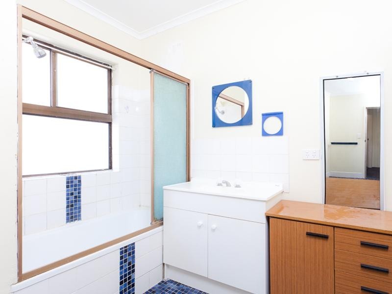 2/25 Olive Street, Morningside QLD 4170