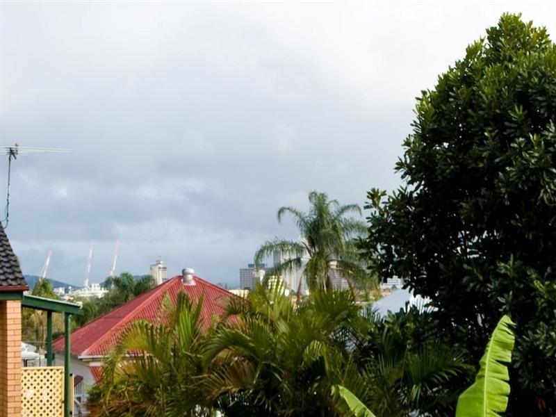 2/8 Heidelberg Street, East Brisbane QLD 4169