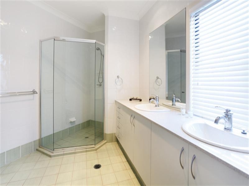 103 Martha Street, Camp Hill QLD 4152