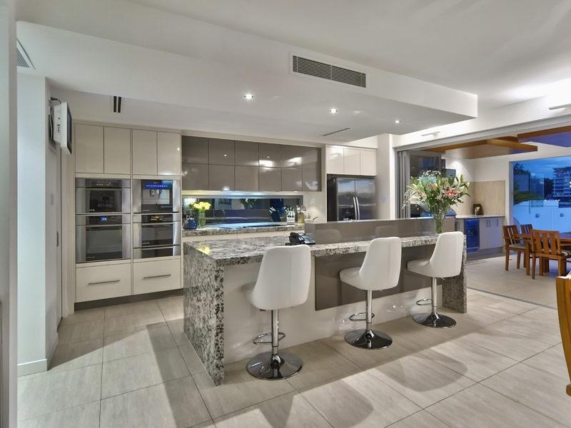 132 Virginia Avenue, Hawthorne QLD 4171