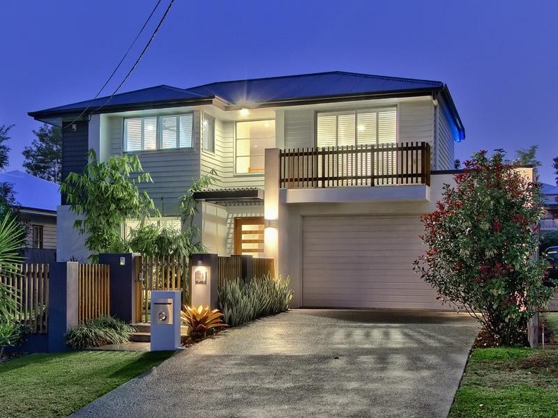 91 Morehead Avenue, Norman Park QLD 4170