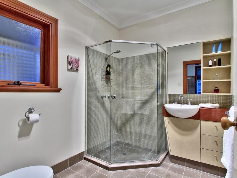 81 Elliott Street, Hawthorne QLD 4171