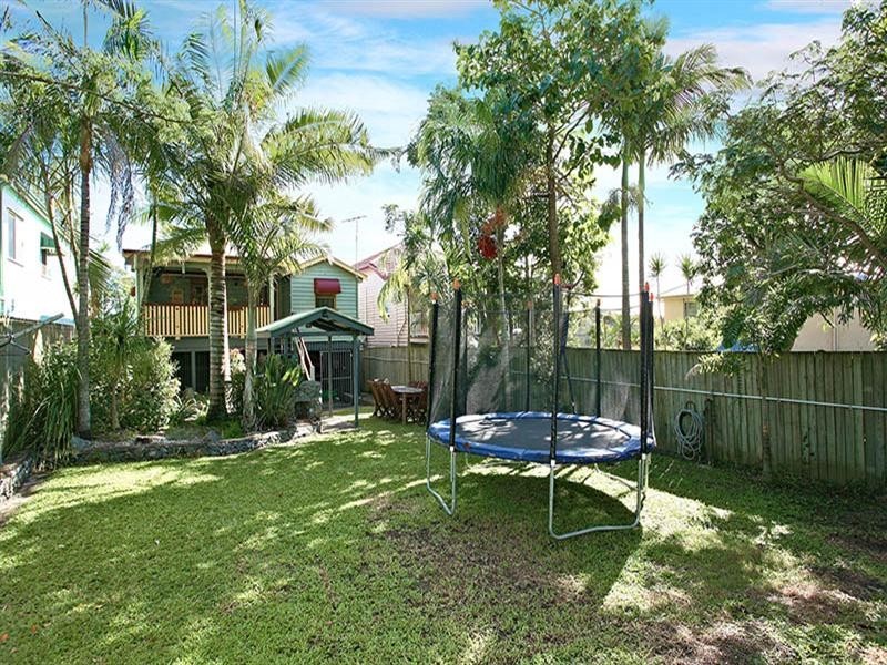 14 Moore Street, Morningside QLD 4170