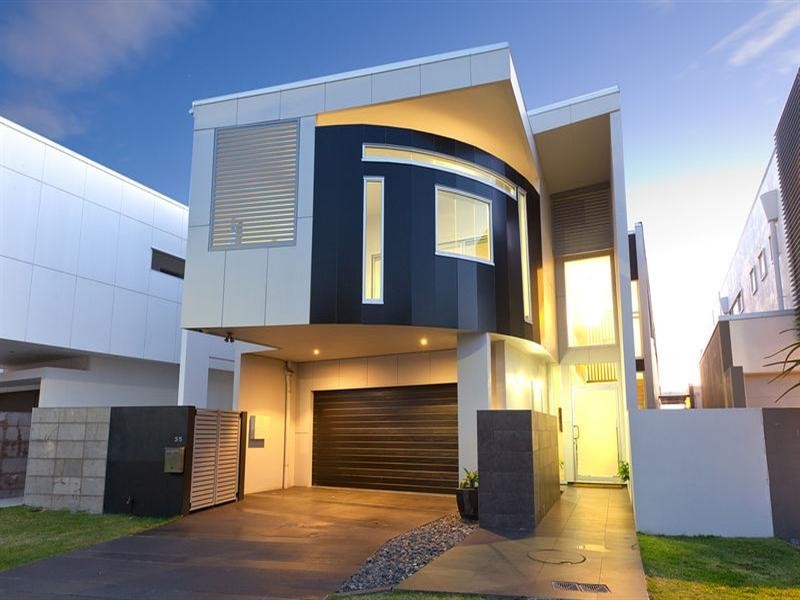 35 Addison Avenue, Bulimba QLD 4171