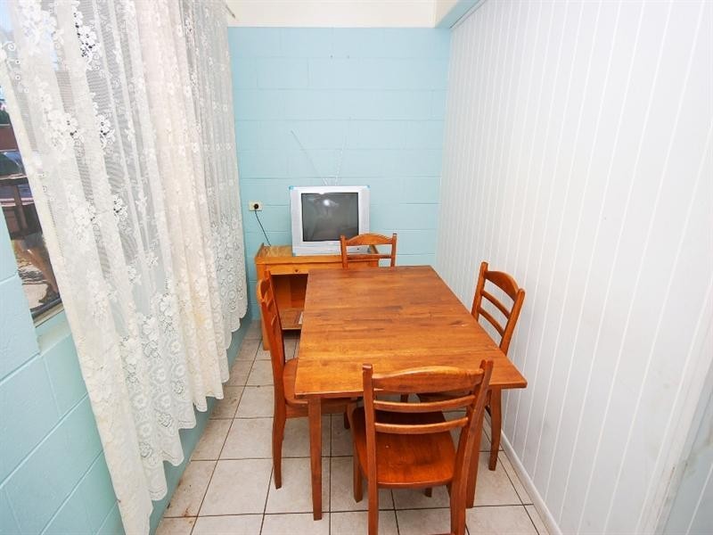 107 Old Cleveland Road, Greenslopes QLD 4120