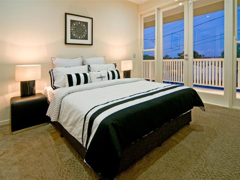 54 Pine Street, Bulimba QLD 4171