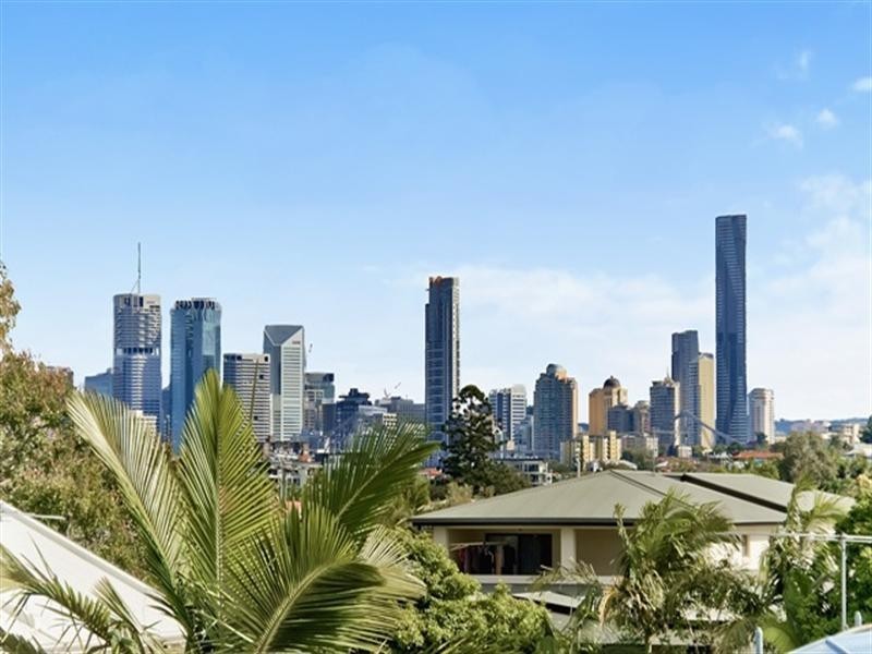 9/18 Barton Road, Hawthorne QLD 4171