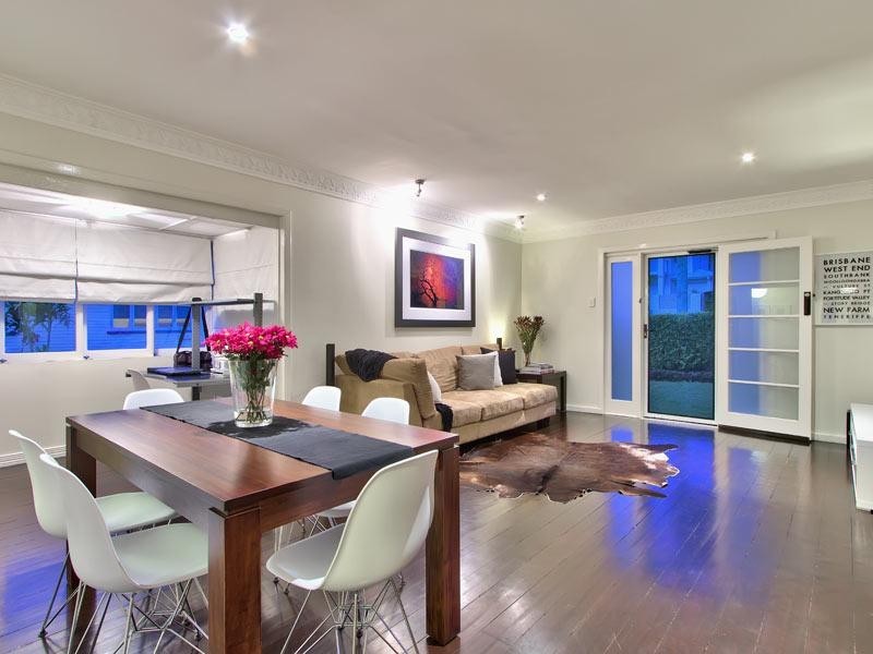 51 Brooks Street, Camp Hill QLD 4152