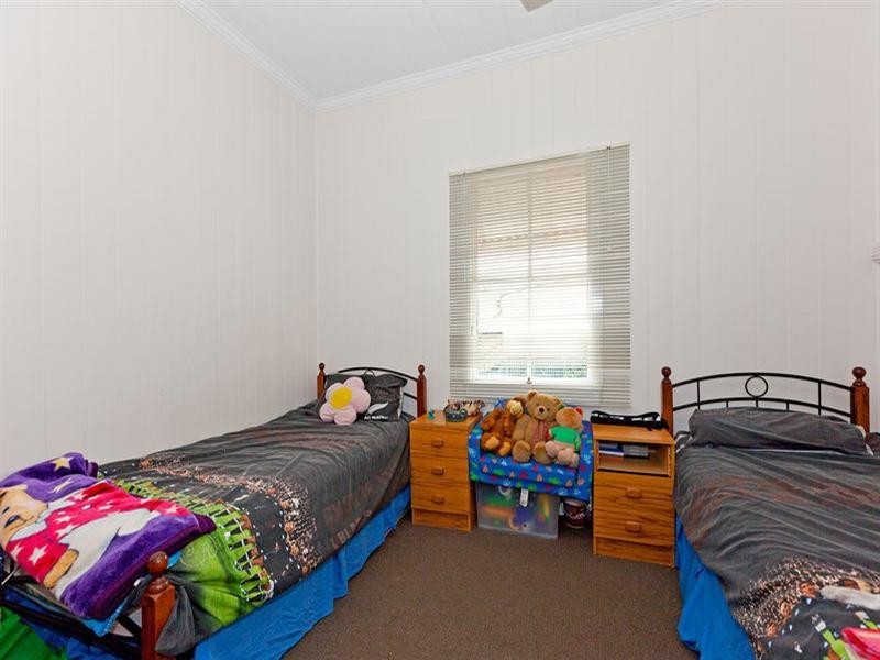 22 Dunellan Street, Greenslopes QLD 4120