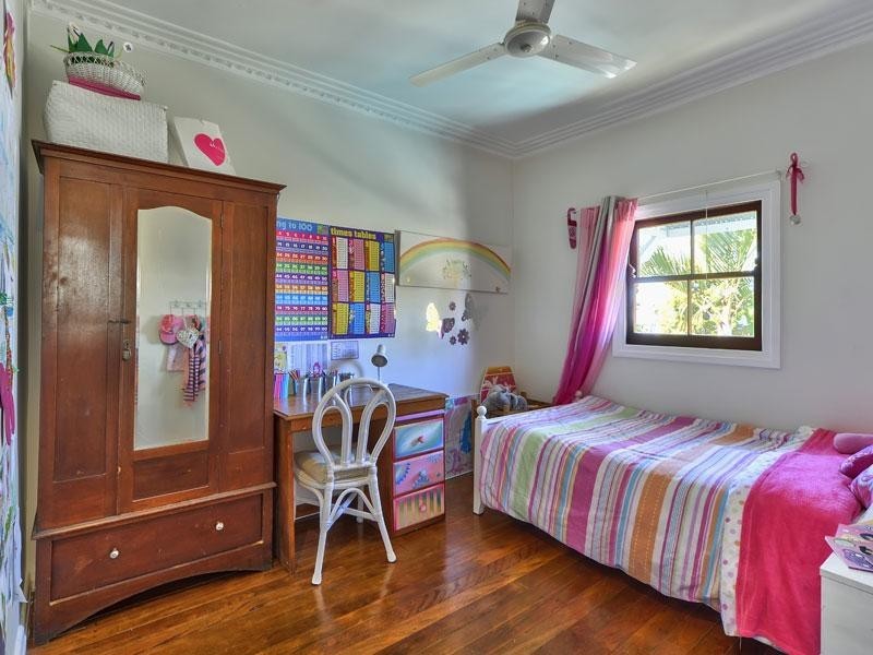 47 Whitworth Road, Cannon Hill QLD 4170