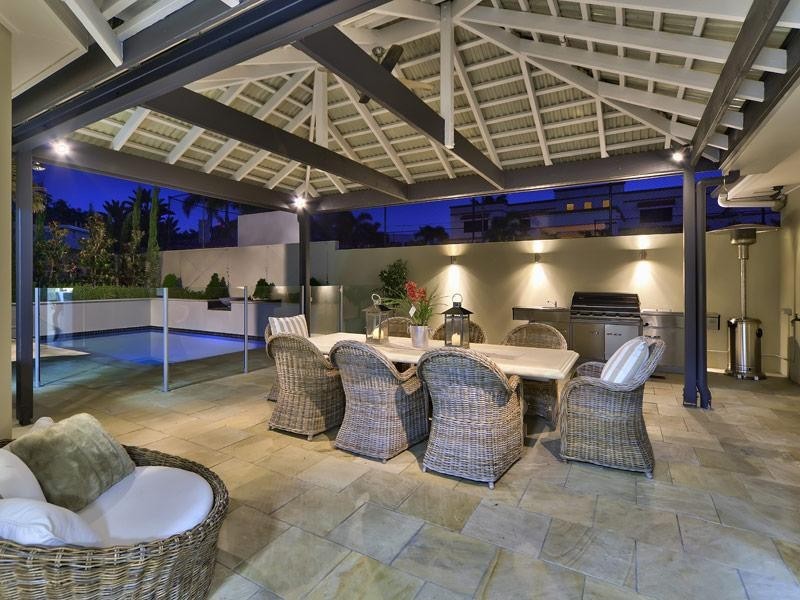 9 Hatherton Crescent, Carindale QLD 4152