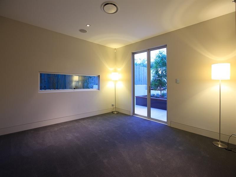 22 Coutts Street, Bulimba QLD 4171