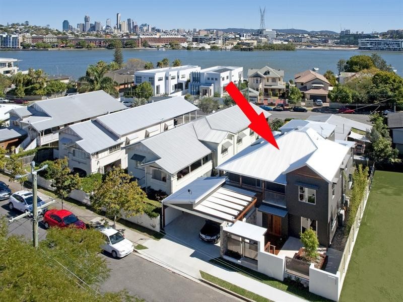 22 Coutts Street, Bulimba QLD 4171