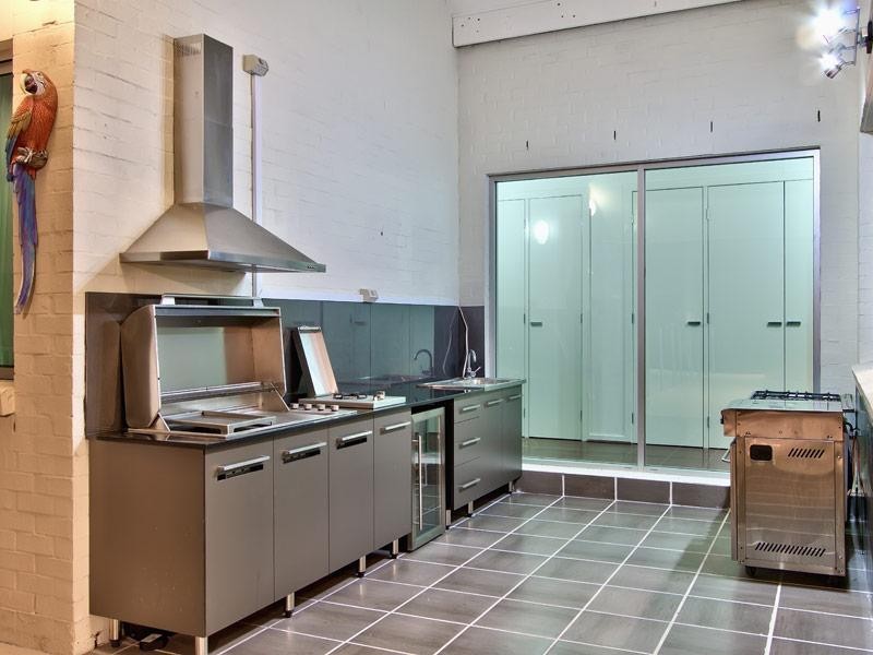 8 Lauren Place, Chandler QLD 4155