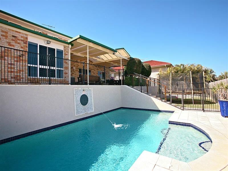 26 Oak Place, Mackenzie QLD 4156