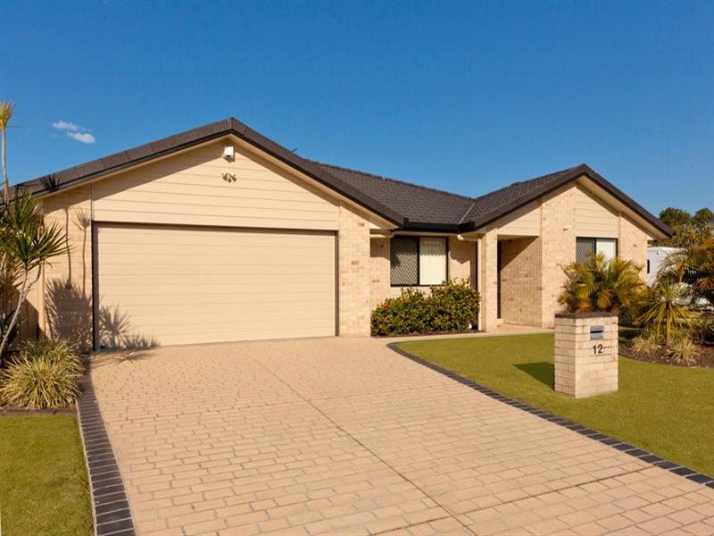 12 Cola Crescent, Wynnum West QLD 4178