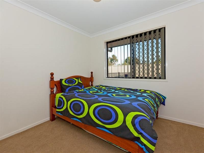 12 Cola Crescent, Wynnum West QLD 4178