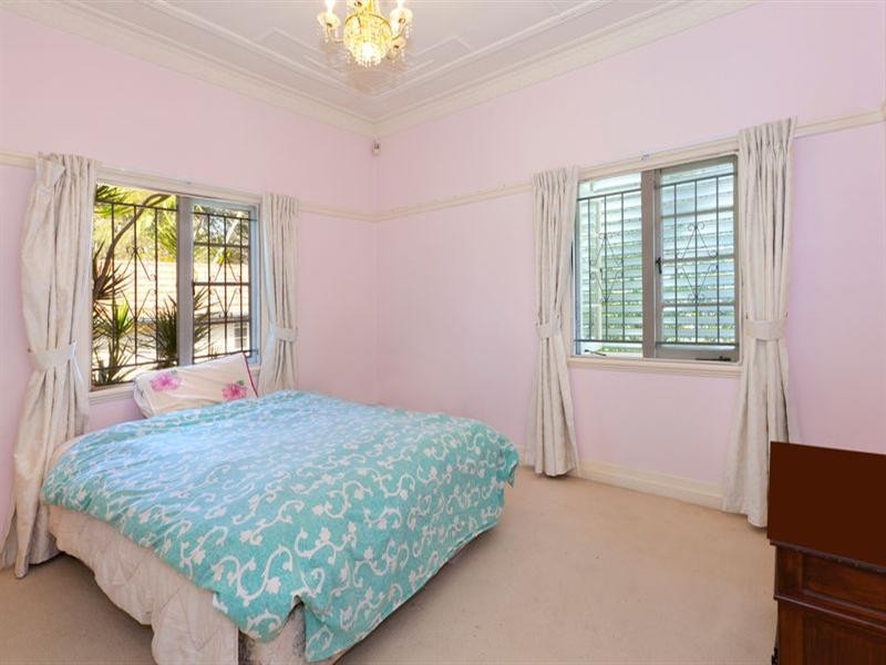 47 Hilton Street, East Brisbane QLD 4169