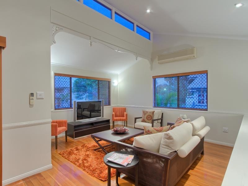 51 Elaroo Street, Morningside QLD 4170