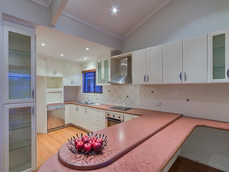 51 Elaroo Street, Morningside QLD 4170