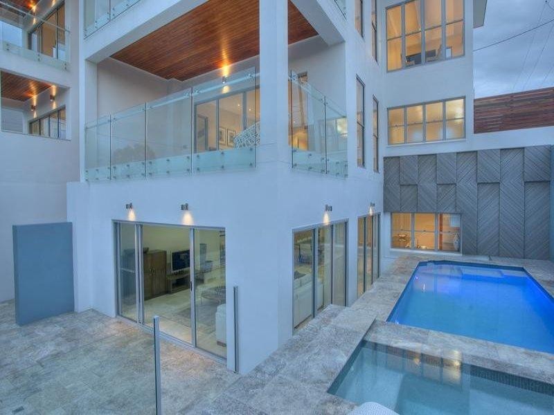 7 Palm Square, Morningside QLD 4170