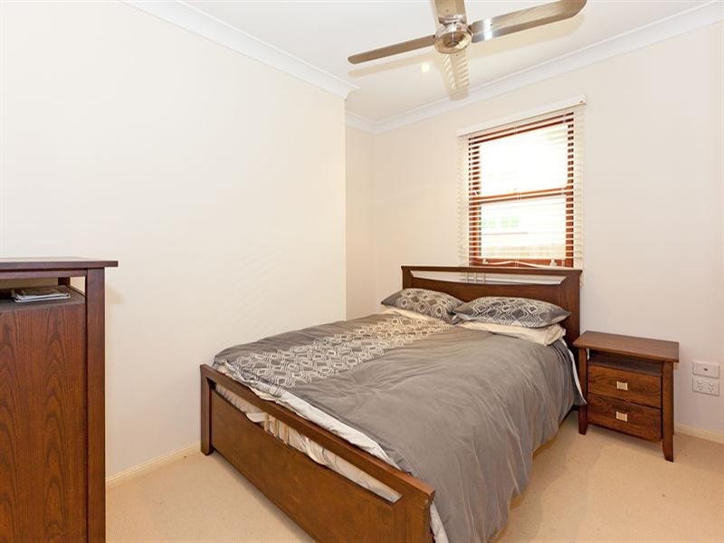 74A Shakespeare Street, Coorparoo QLD 4151