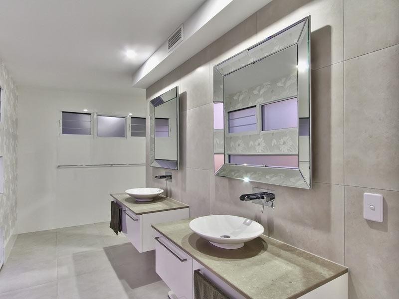 34 Birkalla Street, Bulimba QLD 4171