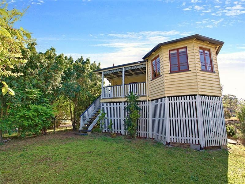 41 Norman Avenue, Norman Park QLD 4170