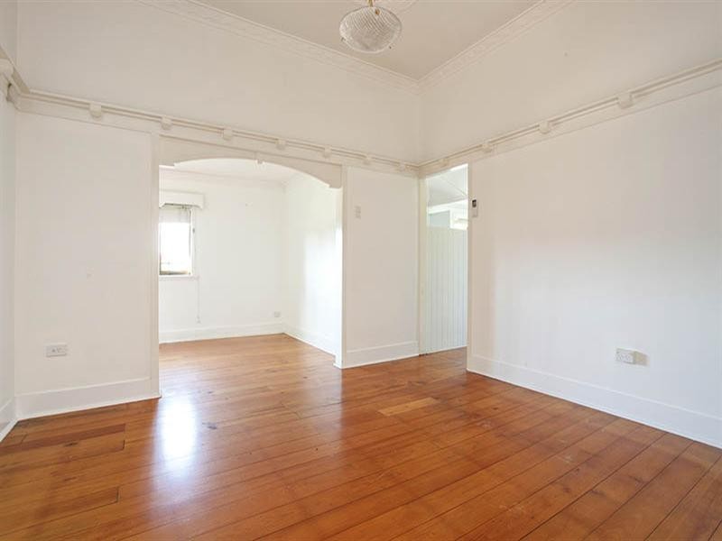 41 Norman Avenue, Norman Park QLD 4170