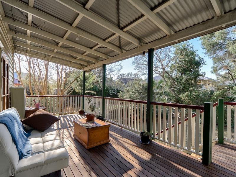 25 Elliott Street, Hawthorne QLD 4171