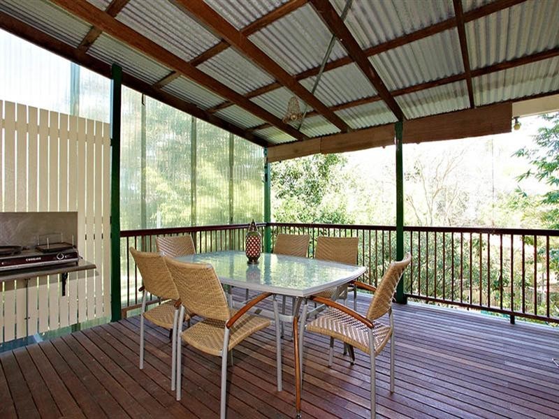 332 Bennetts Road, Norman Park QLD 4170