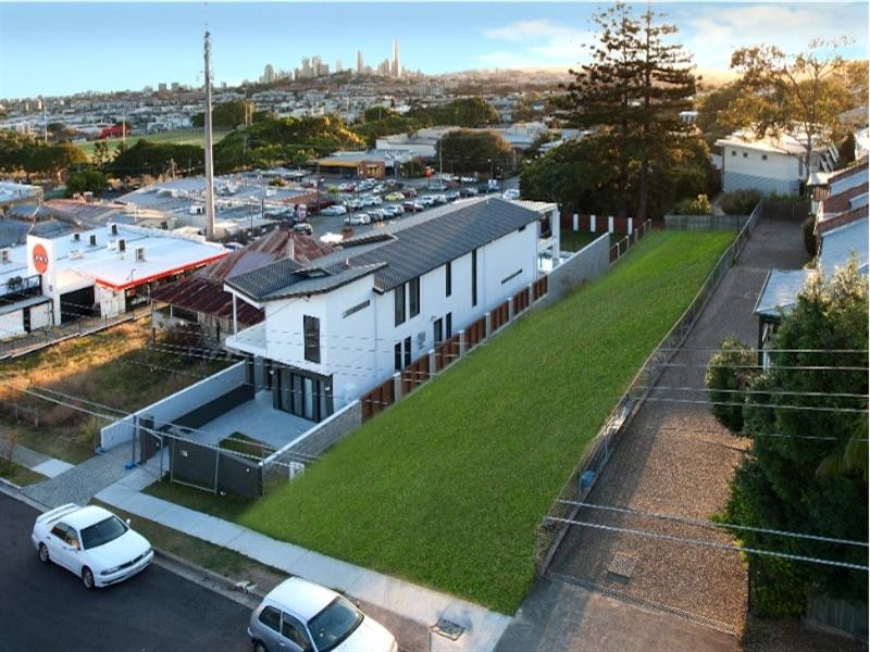 22 Wambool Street, Bulimba QLD 4171