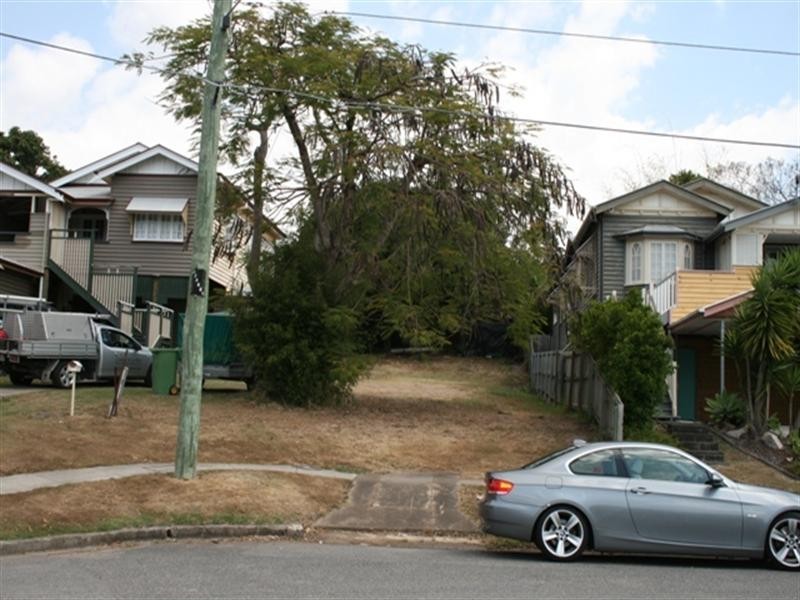 81 Hipwood Street, Norman Park QLD 4170