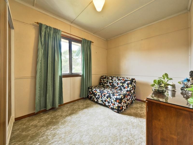 84 Molloy Road, Cannon Hill QLD 4170