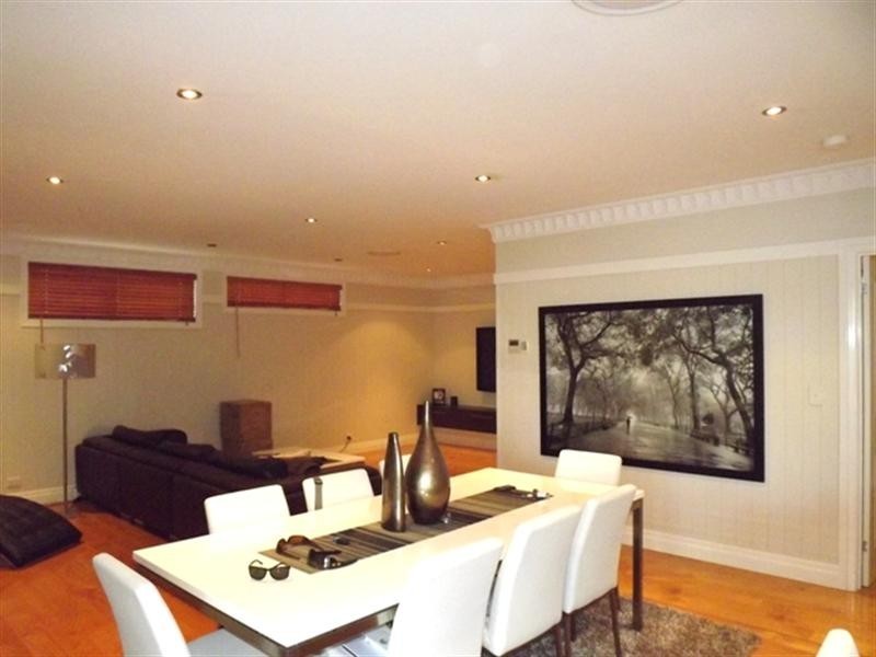 Holland Park QLD 4121