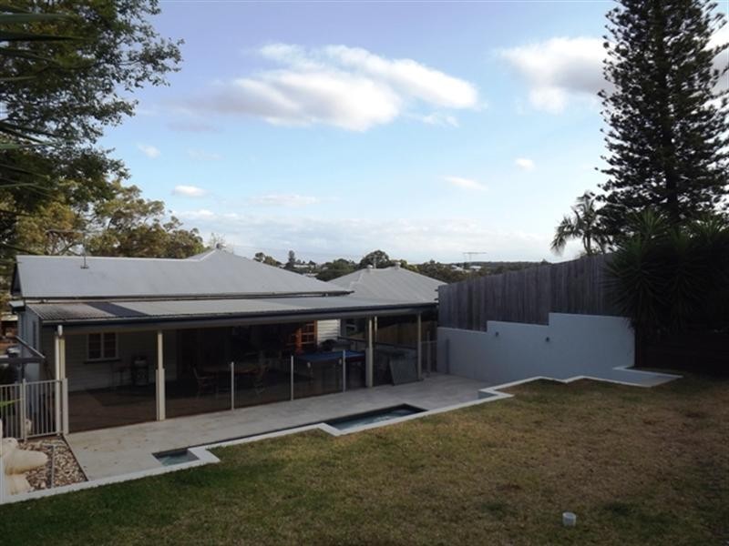 Holland Park QLD 4121