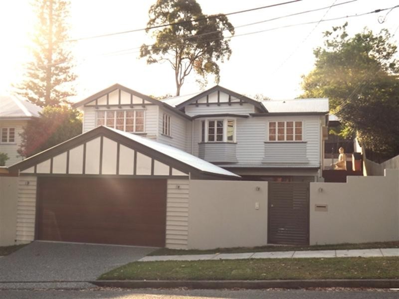 Holland Park QLD 4121