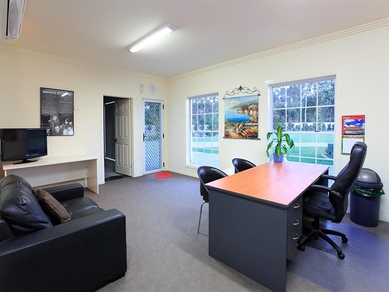 124 London Road, Belmont QLD 4153