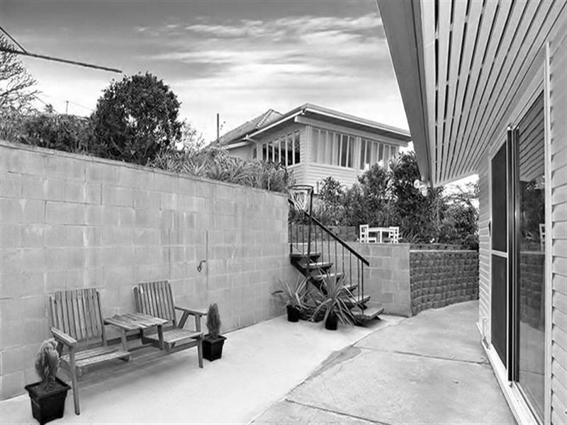 51 Paramount Terrace, Seven Hills QLD 4170